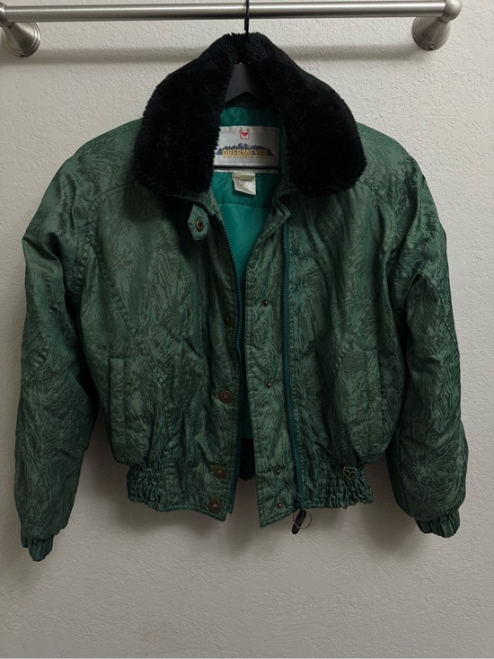 Obermeyer Jackets & Blazers - Obermeyer vintage Forest Green Bomber Jacket with Black Faux Fur Collar
